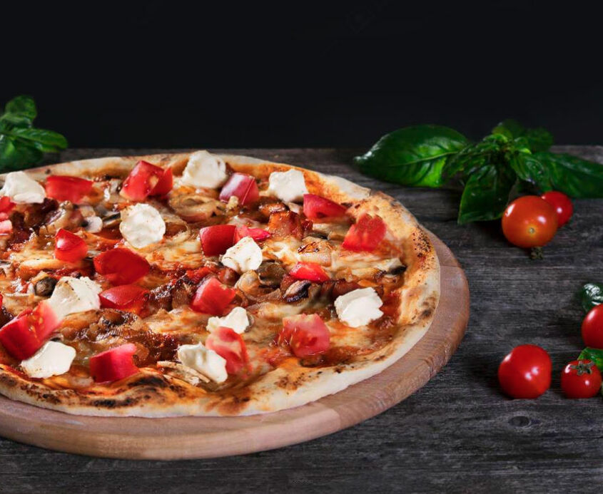 Pizza z grzybami leśnymi